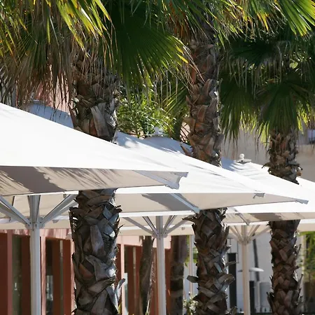 Aparthotel Estrella De Mar Hotel